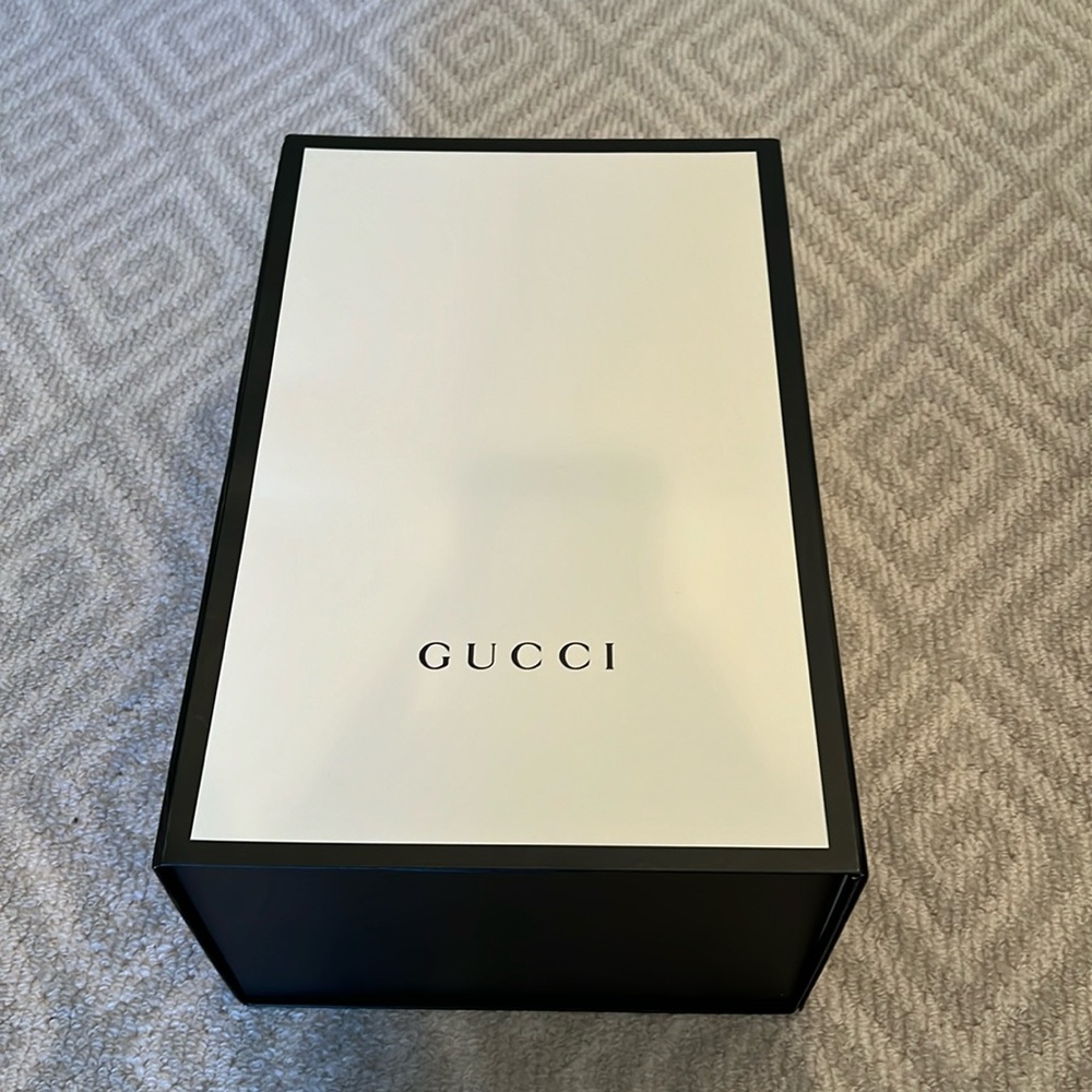 GUCCI Shopping Bag and Purse Box
